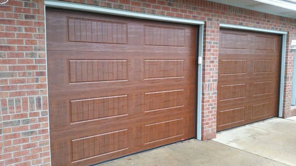 Garaga, Standard+ North Hatley LP, 9' x 7', American Walnut