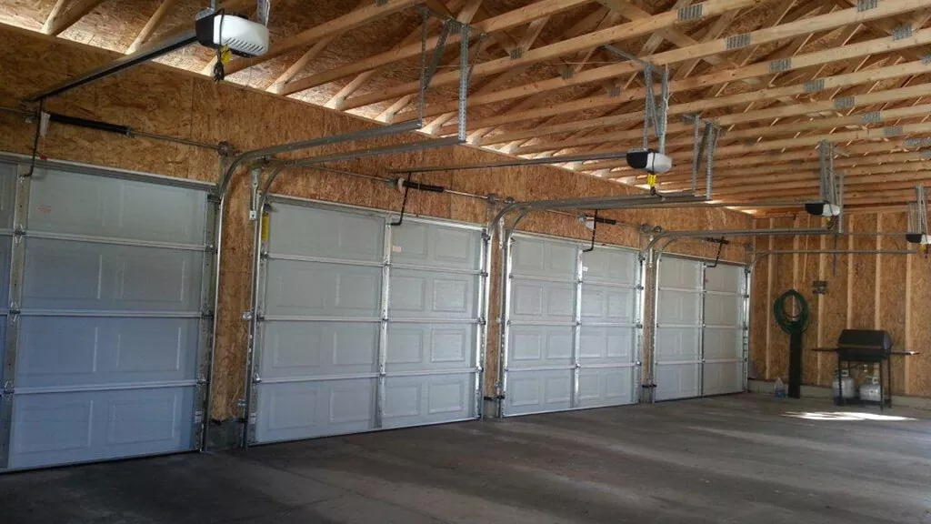 Wayne Dalton, model 8000, Raised Panel, 9' x 7'5", White, interior view